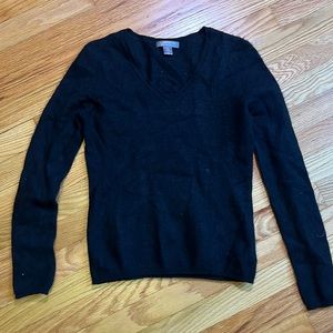 Cashmere v neck sweater